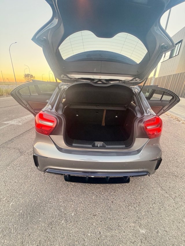 Mercedes-Benz Clase A 45 AMG buckets + techo