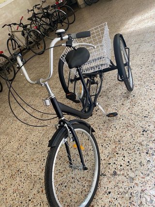 Triciclo per adulti con cestino