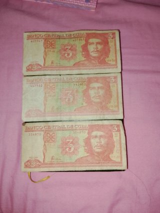 3 Billetes de 3 Pesos Cubanos Che Guevara