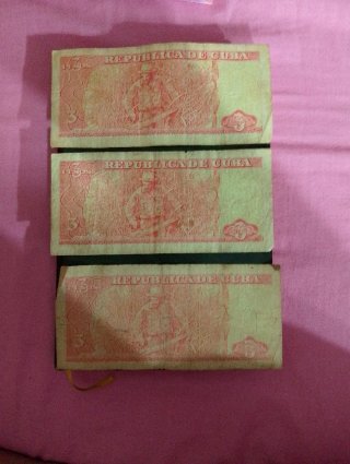 3 Billetes de 3 Pesos Cubanos Che Guevara