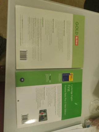 Cambridge English First Practice Tests Plus 2 W...