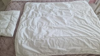 Cuna blanca y madera