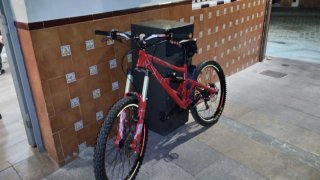 Bicicleta Mérida Freddy 5 SpiderM Descenso