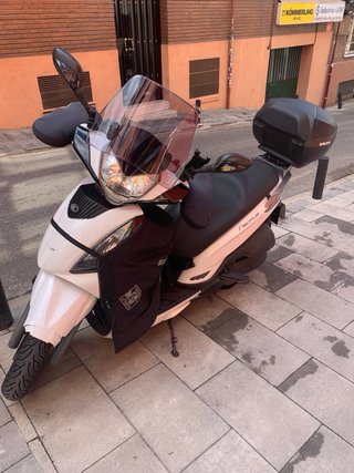 Kymco People GTI 125cc Scooter Blanca