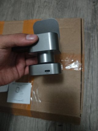 Caricatore wireless MagSafe 4 in 1 con luce