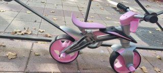 Bicicleta sin pedales rosa