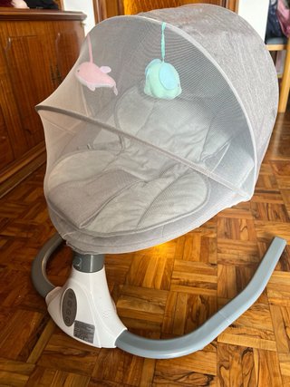 Hamaca eléctrica bebé gris como nueva