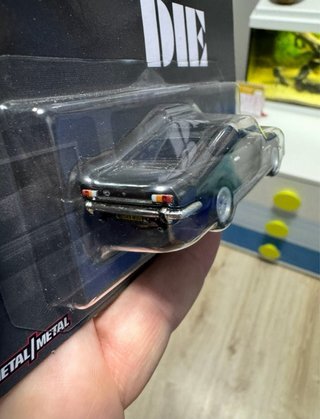 Hot Wheels Aston Martin V8 No Time to Die