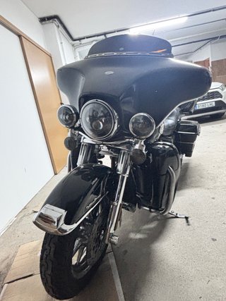 Harley Davidson Electra Glide Ultra Classic CVO