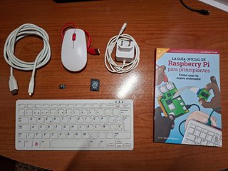 Kit Raspberry Pi 400 + Guía Oficial