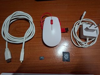 Kit Raspberry Pi 400 + Guía Oficial