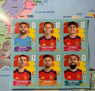 Lámina 6 cromos actualización España Mundial 2026