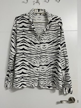 Camisa cebra manga larga