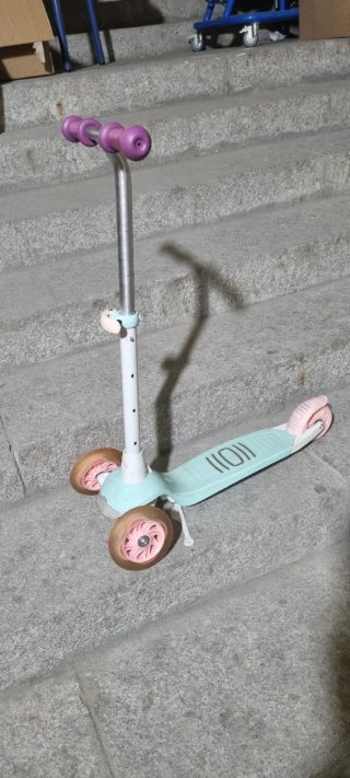 Patinete infantil 3 ruedas luces