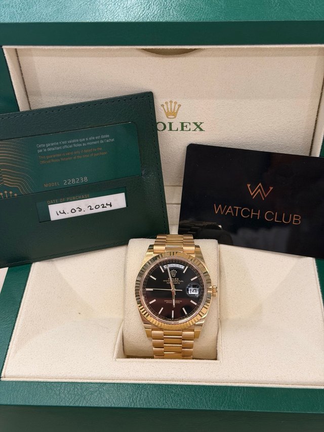 Rolex Day-Date Oro Amarillo Cara negra 228238