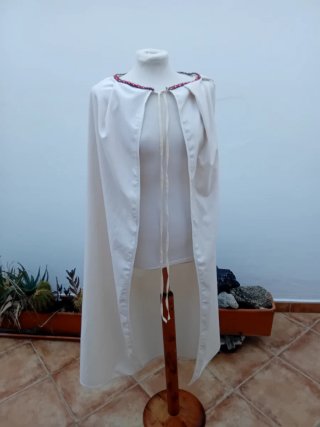 Capa medieval terciopelo grueso sin estrenar