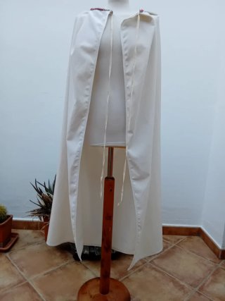 Capa medieval terciopelo grueso sin estrenar