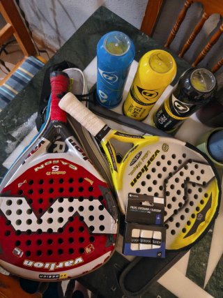 Palas de pádel Dunlop y Varlion + pelotas