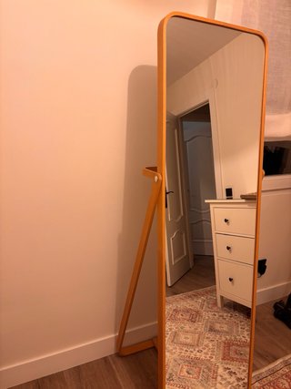 Espejo de pie Ikea Ikornnes