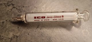 Jeringua de vidrio antigua Jena Glass