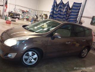 Renault Grand Scenic 2011