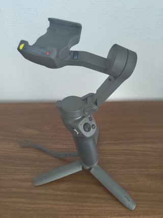Estabilizador DJI Osmo Mobile 3 +Tripode. No Ikea