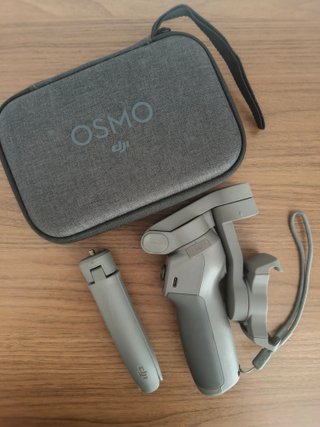 Estabilizador DJI Osmo Mobile 3 +Tripode. No Ikea