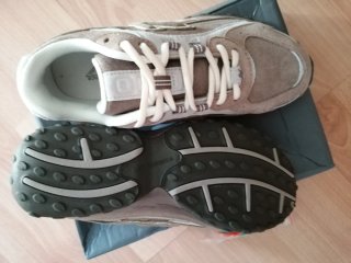 Zapatillas New Balance 204L Beige/Marrón mujer