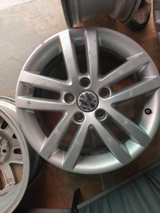 4 Llantas Volkswagen Touran