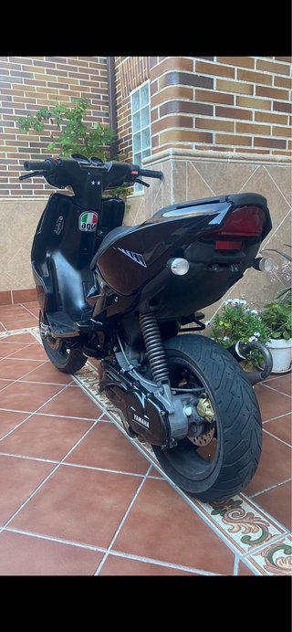 Yamaha Aerox Negra