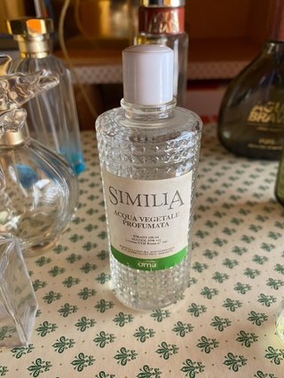 12 boccette profumo vuote.Alcune fuori produzione