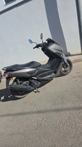 Yamaha NMAX 2021 - 10.000 km