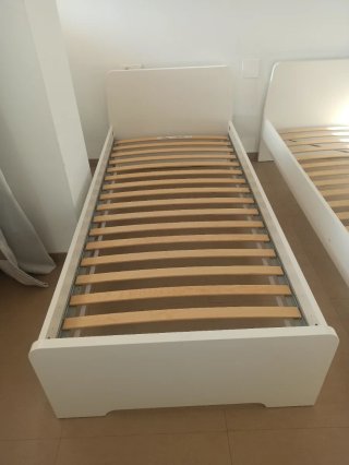 Cama IKEA ASKVOLL 90x200 + somier
