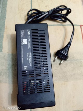 Cargador JVC BB-P3EG.