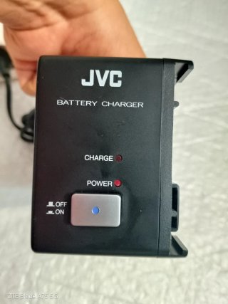Cargador JVC BB-P3EG.
