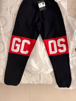 Pantaloni GCDS neri con banda rossa