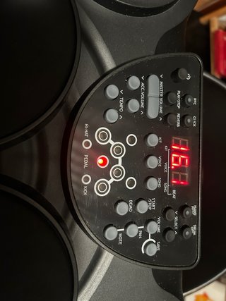 Batería electrónica ultracompacta