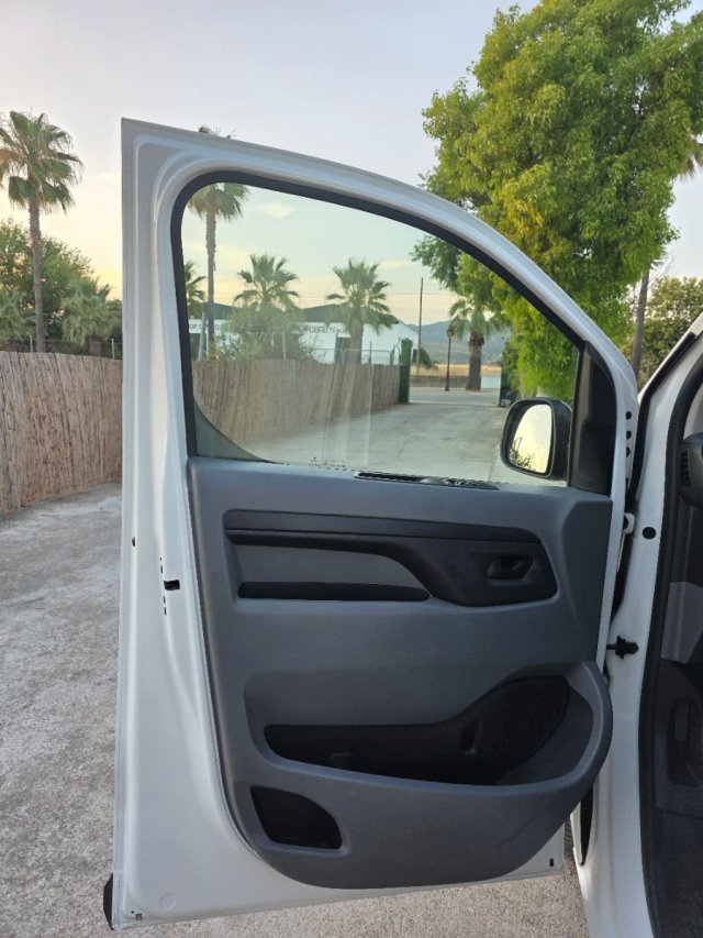 Peugeot Expert 2016