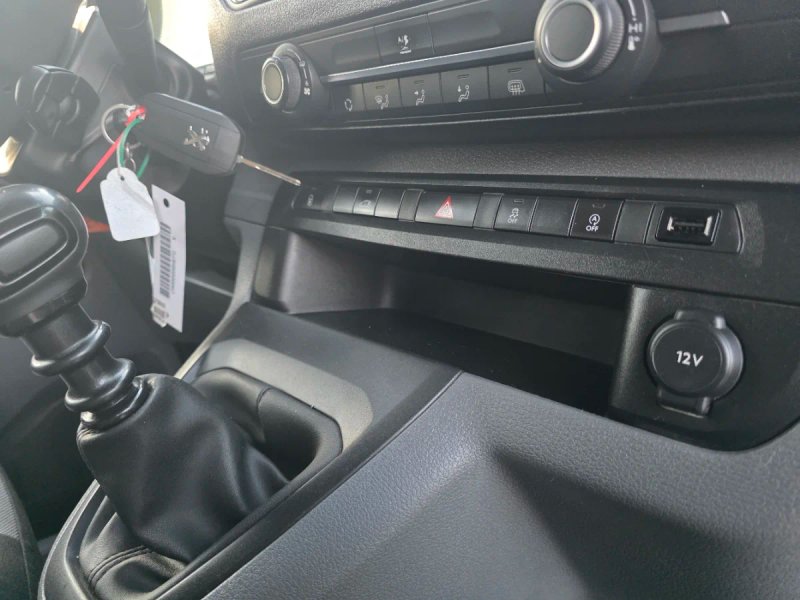 Peugeot Expert 2016, foto 35
