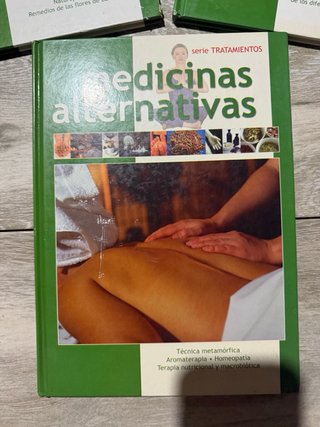 3 libros tapa dura Medicinas Alternativas