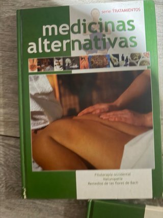 3 libros tapa dura Medicinas Alternativas