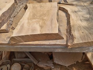 2 Taglieri in Legno Grezzo