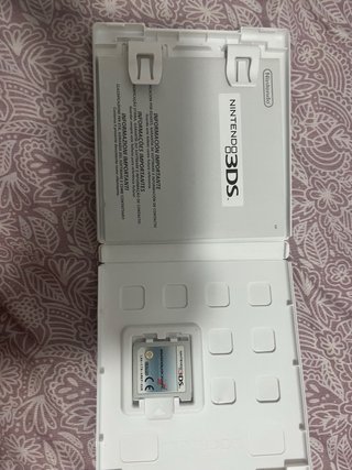 Nintendo 3DS Blanca + Accesorios