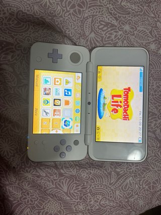 Nintendo 3DS Blanca + Accesorios