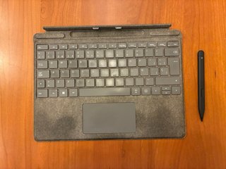 Microsoft Surface Pro 8 i7 16GB 256GB