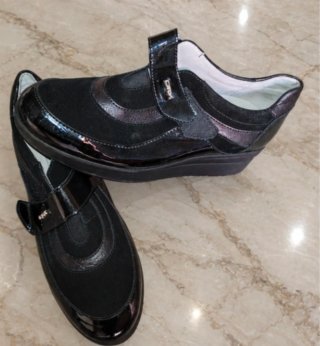 Zapatos negros charol y ante