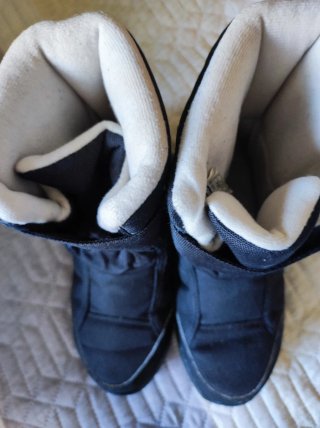 Botas infantiles Quechua t.29 negras