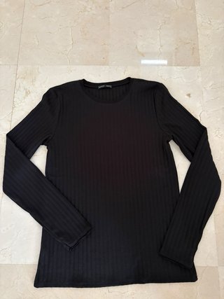 Camiseta Zara Mujer Manga Larga Negra