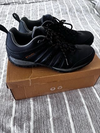 Botas Columbia Woodburn Homem Pretas