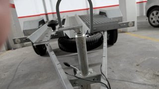 Remolque metálico para carga o se cambia por algo